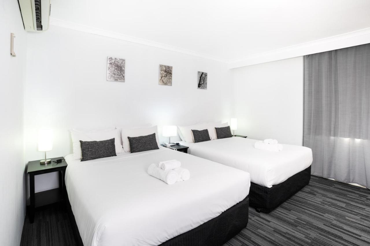 Joondalup City Hotel Перт Экстерьер фото