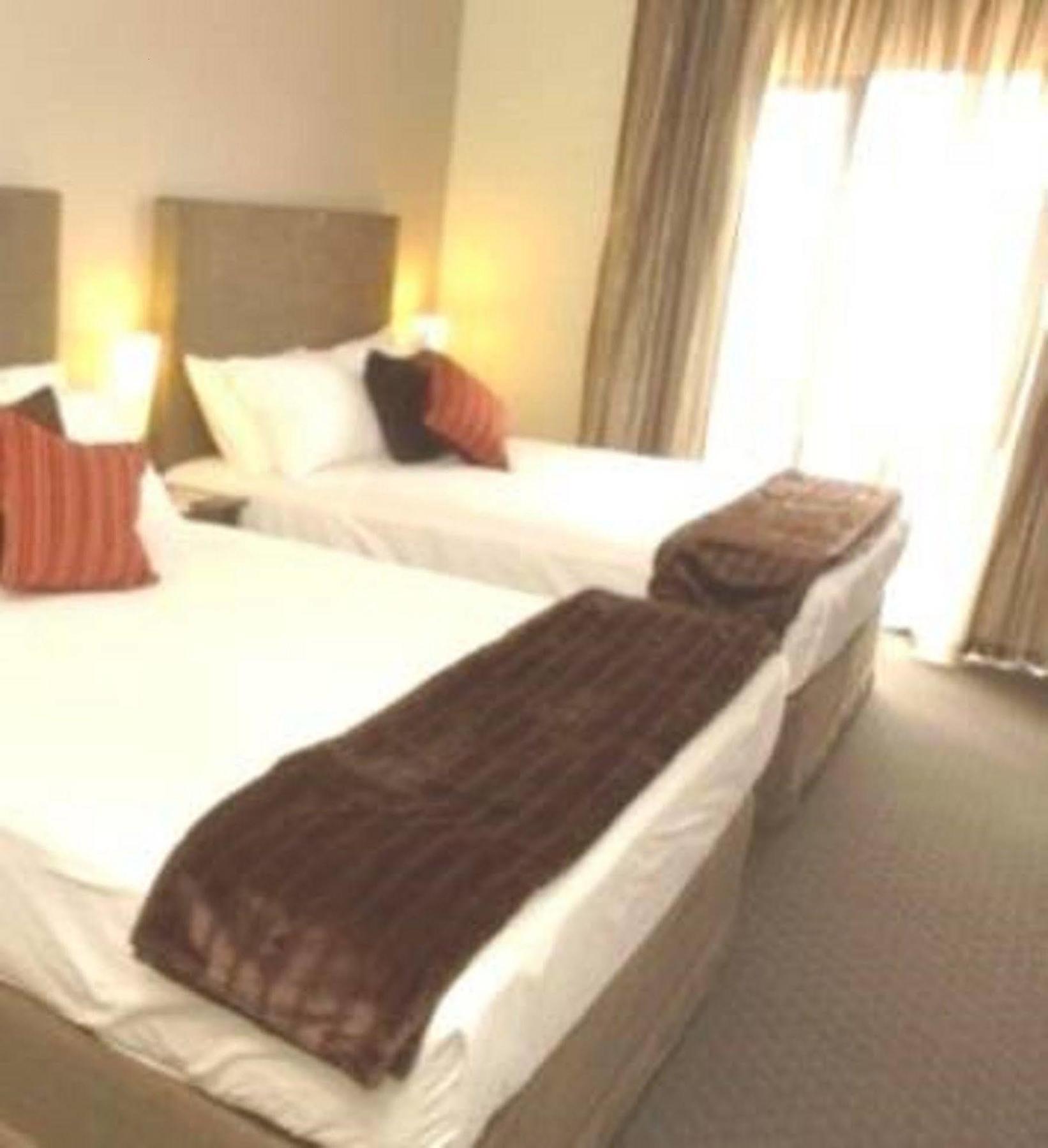Joondalup City Hotel Перт Экстерьер фото